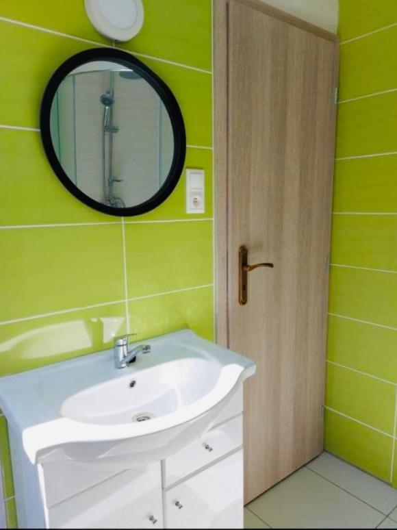 Jokai Apartman Komárno Екстериор снимка