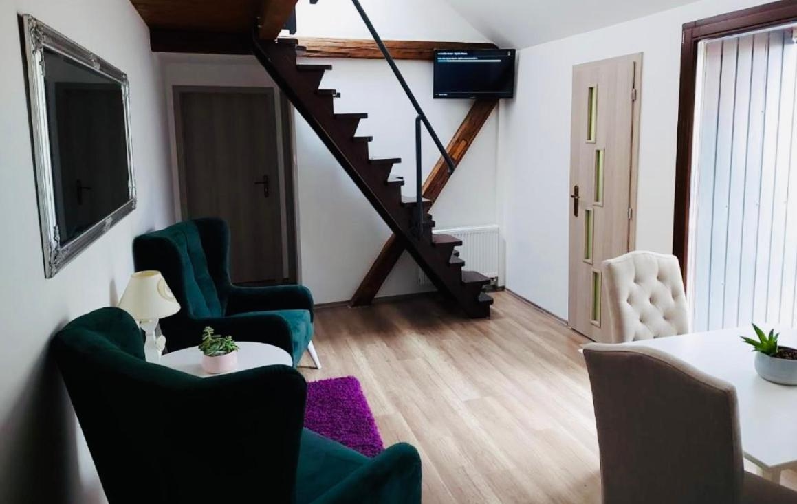 Jokai Apartman Komárno Екстериор снимка